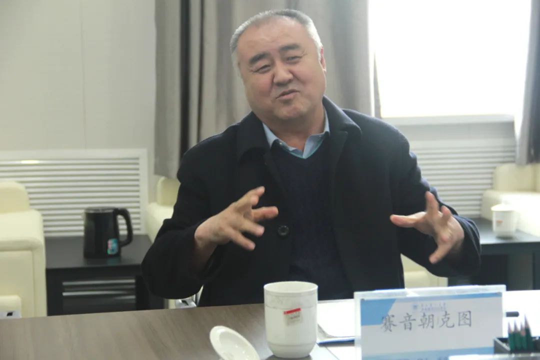 兴安盟文艺评论家协会举办北琪诗歌赏析活动 第5张