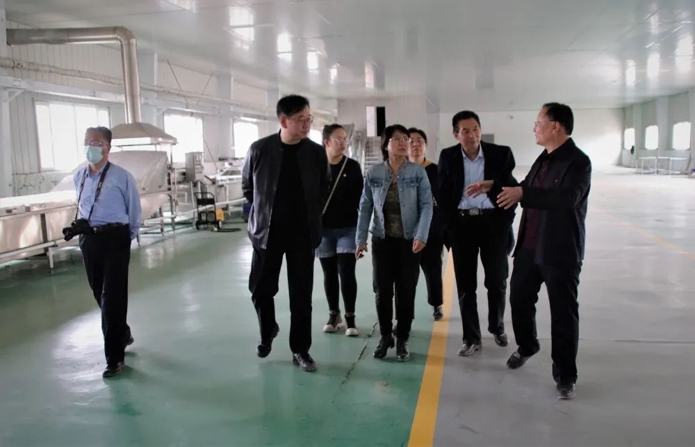 呼和浩特市作协开展“走进乡村看振兴”考察活动 第2张