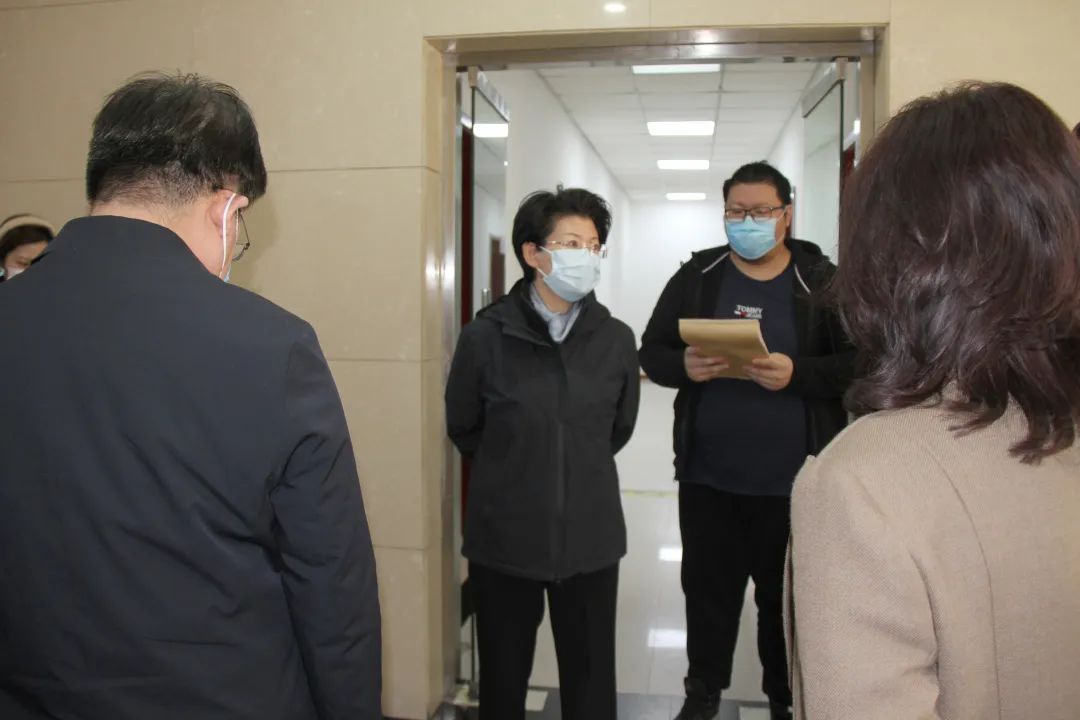 冀晓青一行到内蒙古文学杂志社开展安全生产检查 第2张