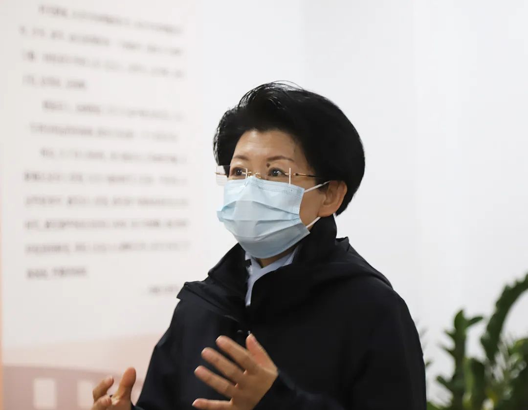 冀晓青一行到内蒙古文学馆调研安全生产工作 第2张