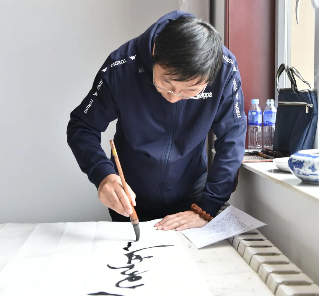兴安盟文联助力2022年兴安盟文化科技卫生“三下乡”集中示范活动 第7张