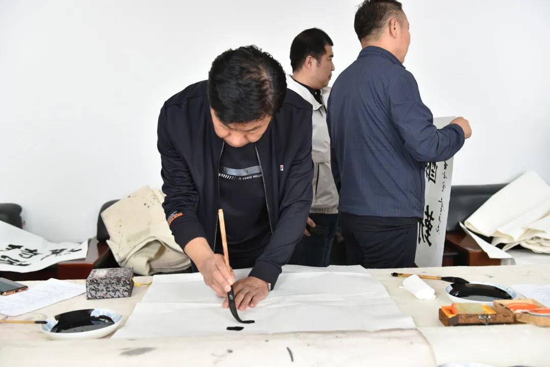 兴安盟文联助力2022年兴安盟文化科技卫生“三下乡”集中示范活动 第14张