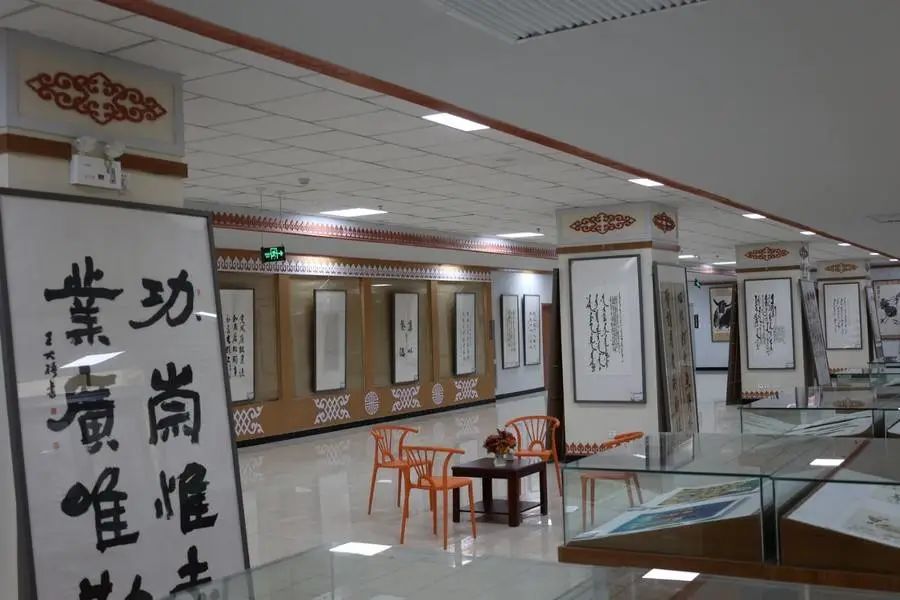 基层艺讯 | 阿拉善盟“初心永恒 忠诚如一”廉洁文化书法美术展开展 第10张
