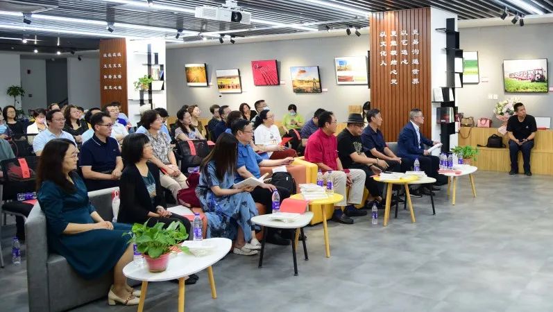 高云峰散文集《我有所念人》分享会成功举办 第1张