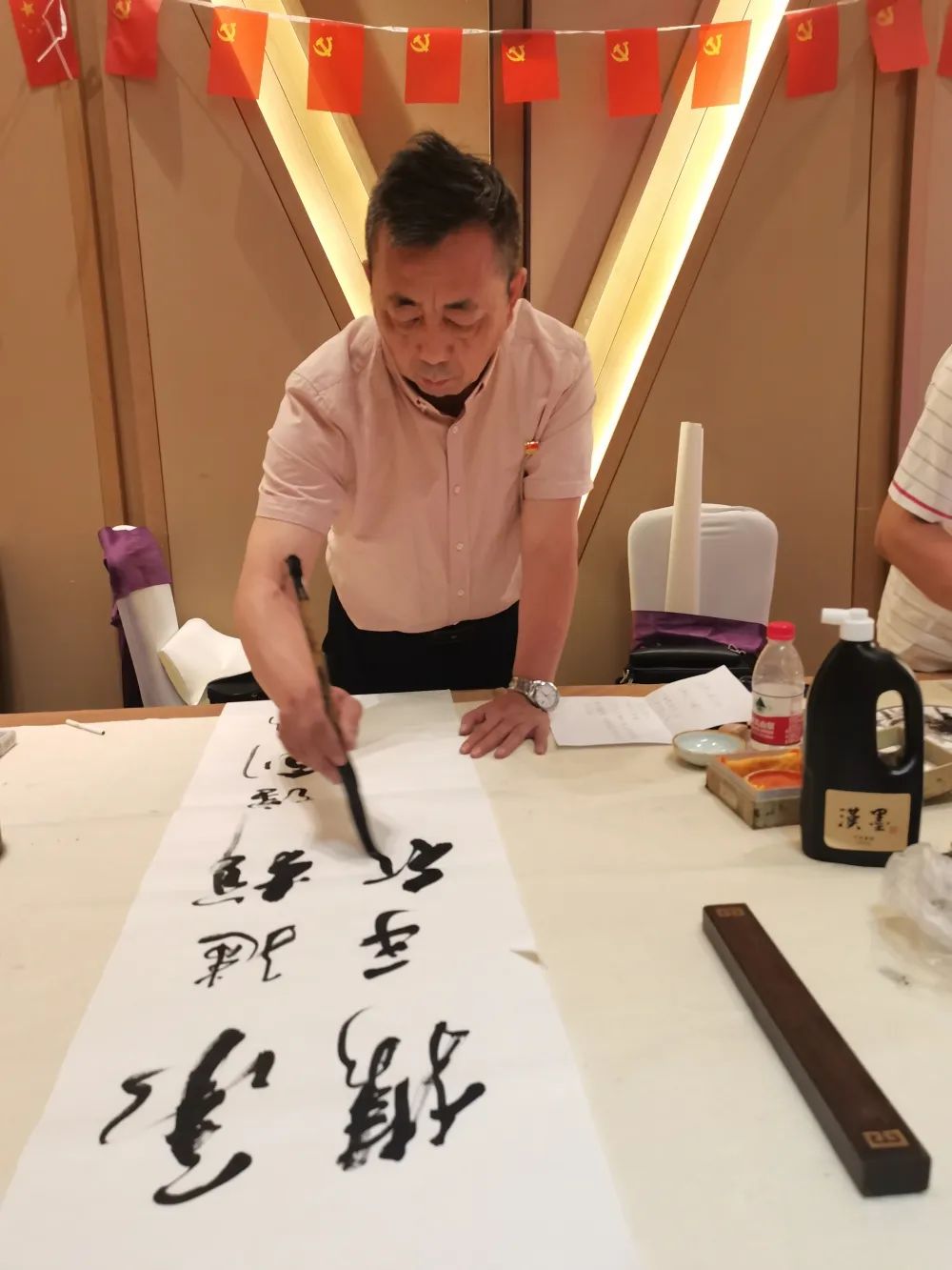 “喜迎二十大 奋进新征程”文艺志愿活动走进内蒙古江苏商会 第6张