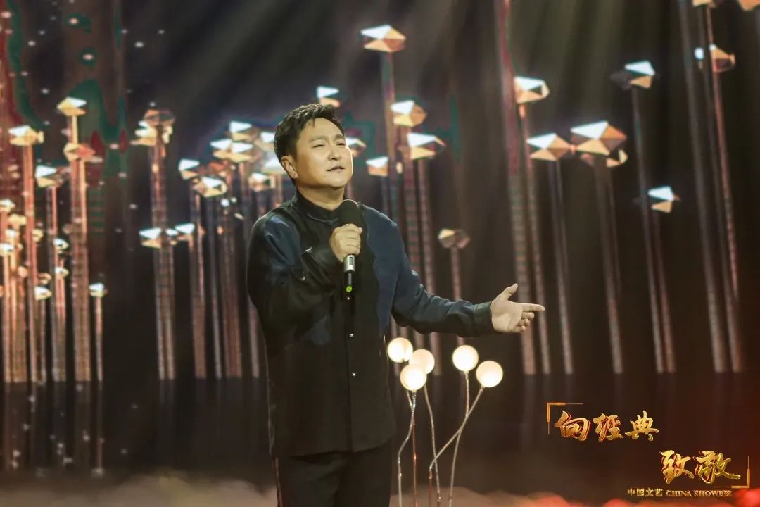 站在草原放歌的词作家——克明 第14张