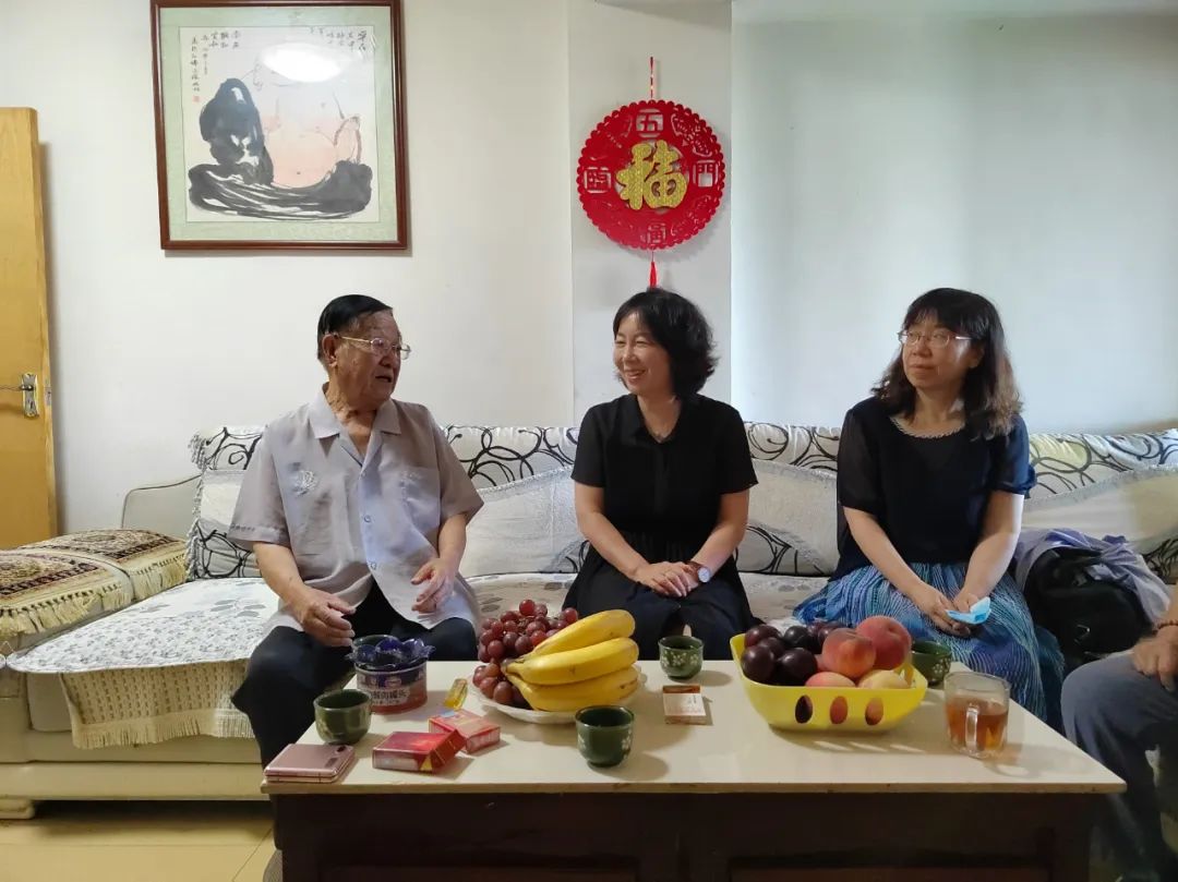 闫艳一行赴阿拉善盟调研 第8张