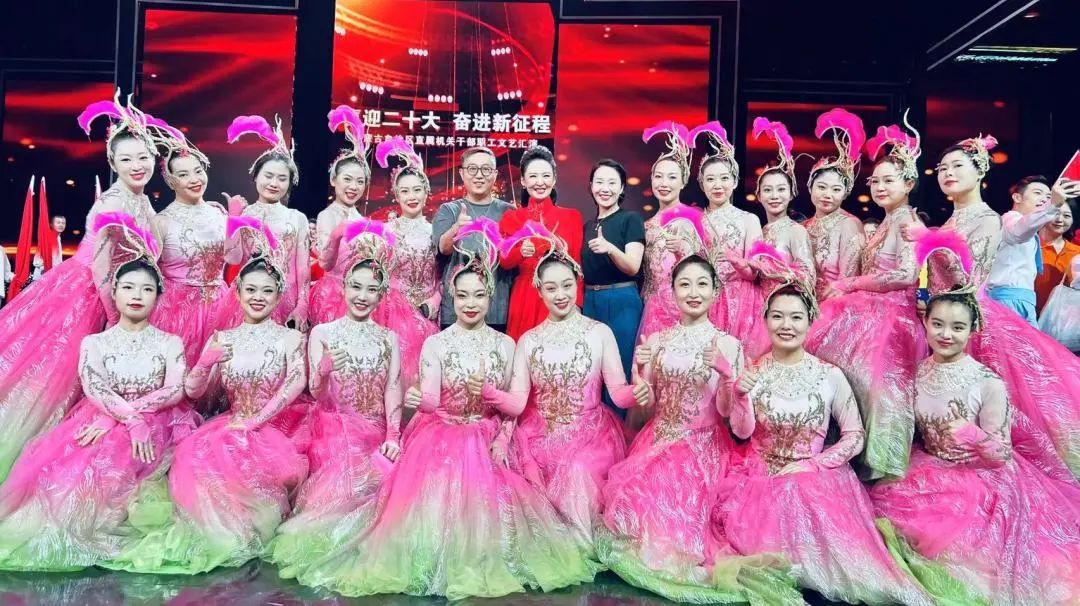 内蒙古文联参加区直机关工委 “喜迎二十大 奋进新征程”文艺汇演 第11张